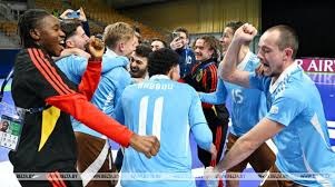 曼联青训产品梅努入选英格兰队