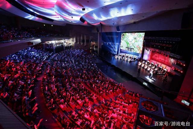 更是以其稳 更是以其稳