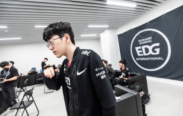 次重要对决 次重要对决